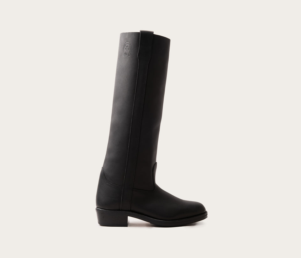 gardian, camarguaise, botte haute, bottes, hight boots, bottes hautes, botte haute noir, botte en cuir noir, botte de qualité, botte française, artisanat français, fabrication française, fabriquant de botte, camargue, Camargues , gardian haute la botte gardiane